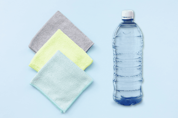 Step-by-Step Descaling Process | Clean Cloth, descaling solution, clean water