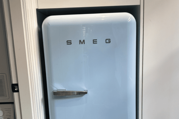 retro-style SMEG refrigerator Appliance repairs