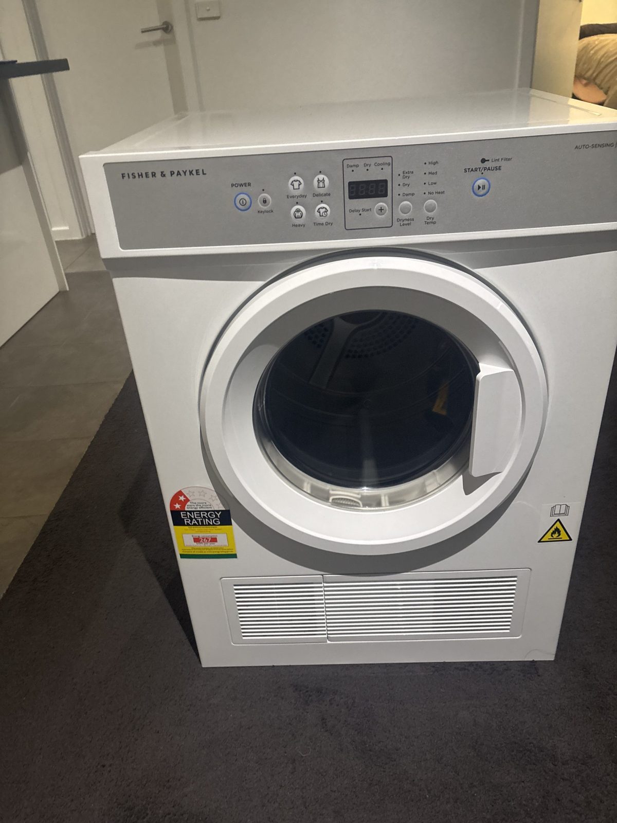 FISHER & PAYKEL Frontload Washing Machine