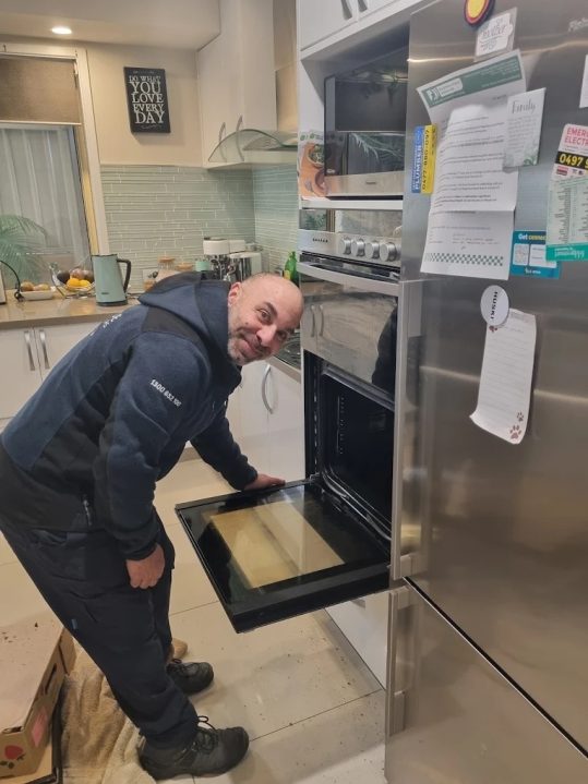 Oven Repair Adelaide South Australia with Tech Josh